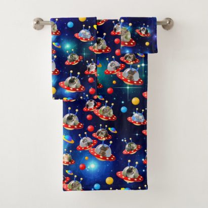 Cosmic Kittens in Alien Spaceship UFO Sci-fi Bath Towel Set